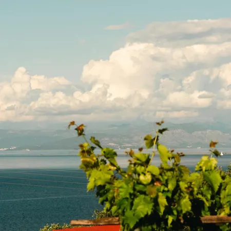 Sea And Mountain House Ii Notos