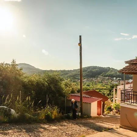Sea And Mountain House Ii * Nótos